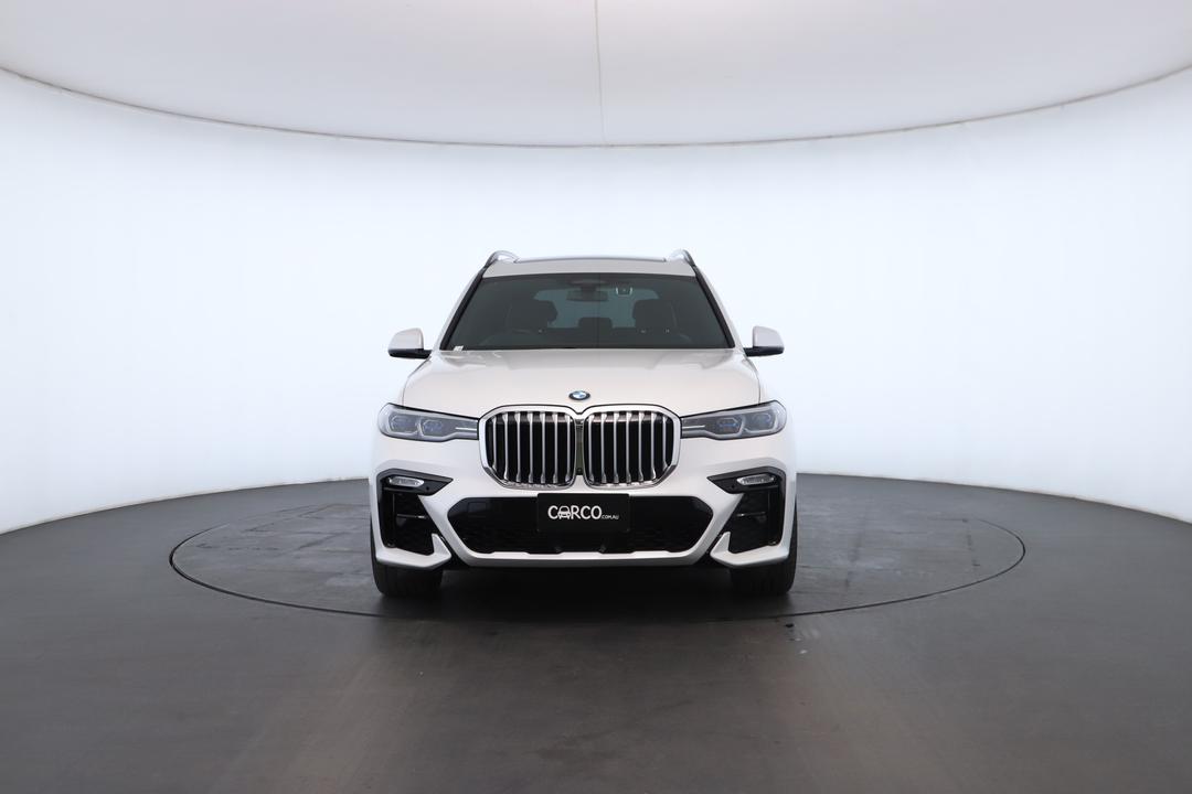 Exterior view frame 3