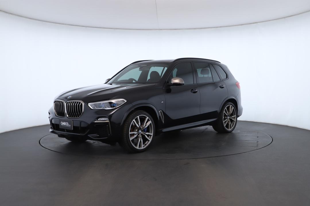 Exterior view frame 5