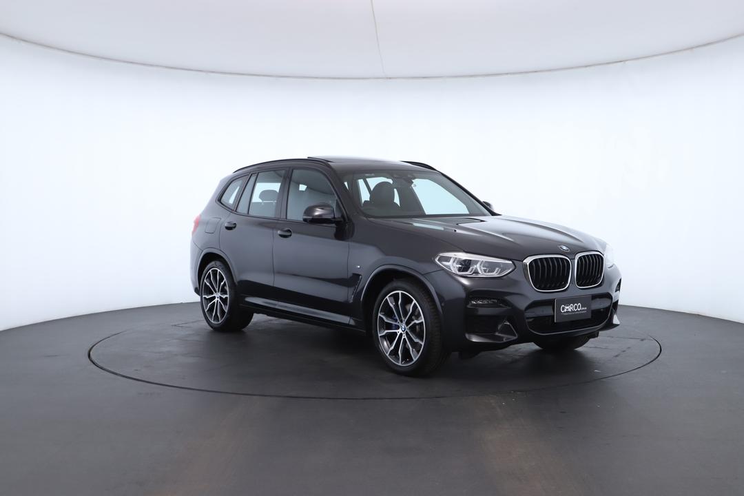 Exterior view frame 1