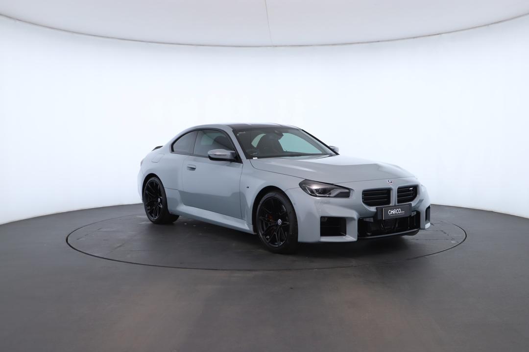 Exterior view frame 1