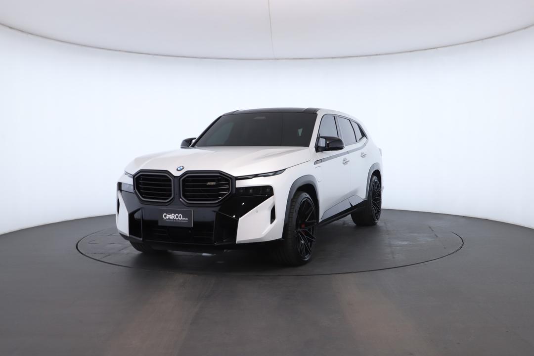 Exterior view frame 4