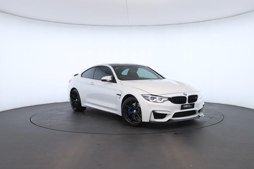 Exterior view frame 0