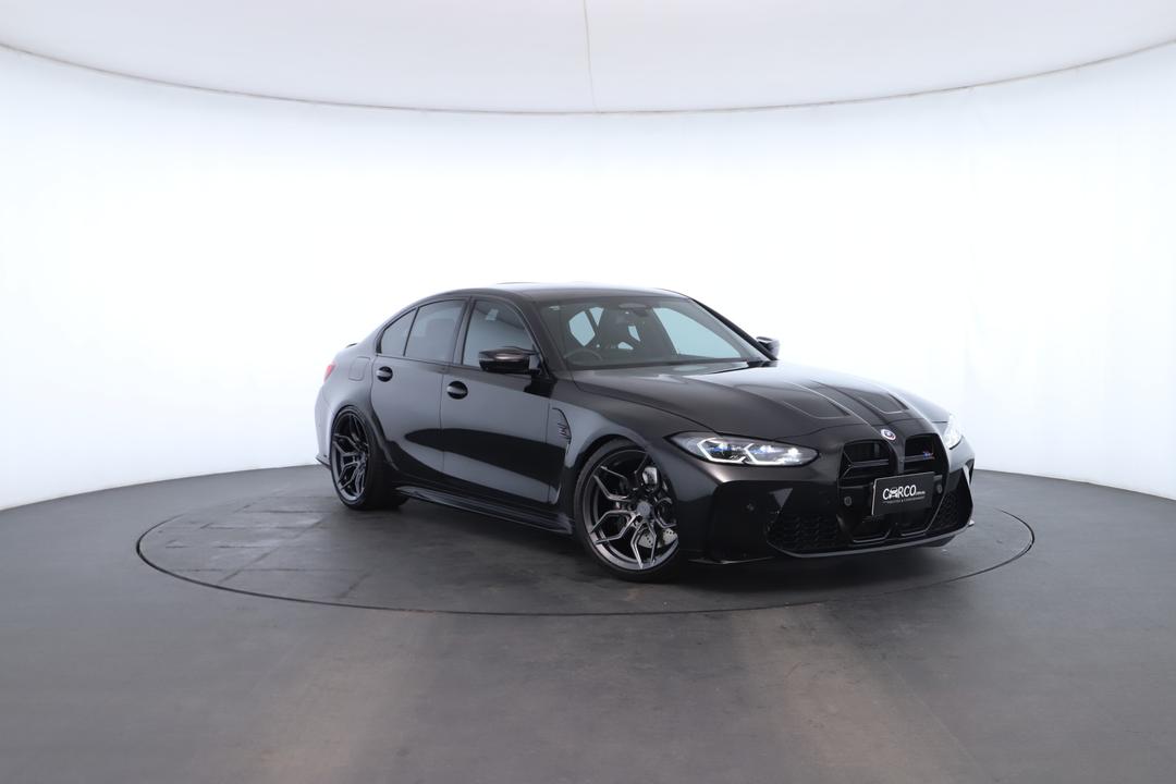 Exterior view frame 0