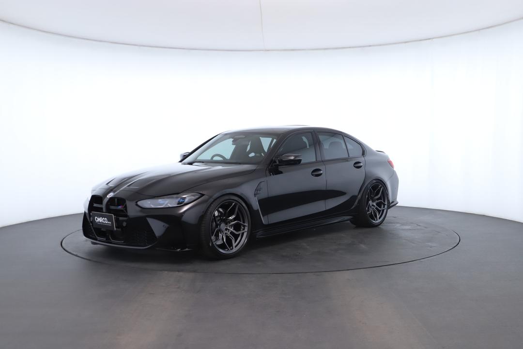 Exterior view frame 5