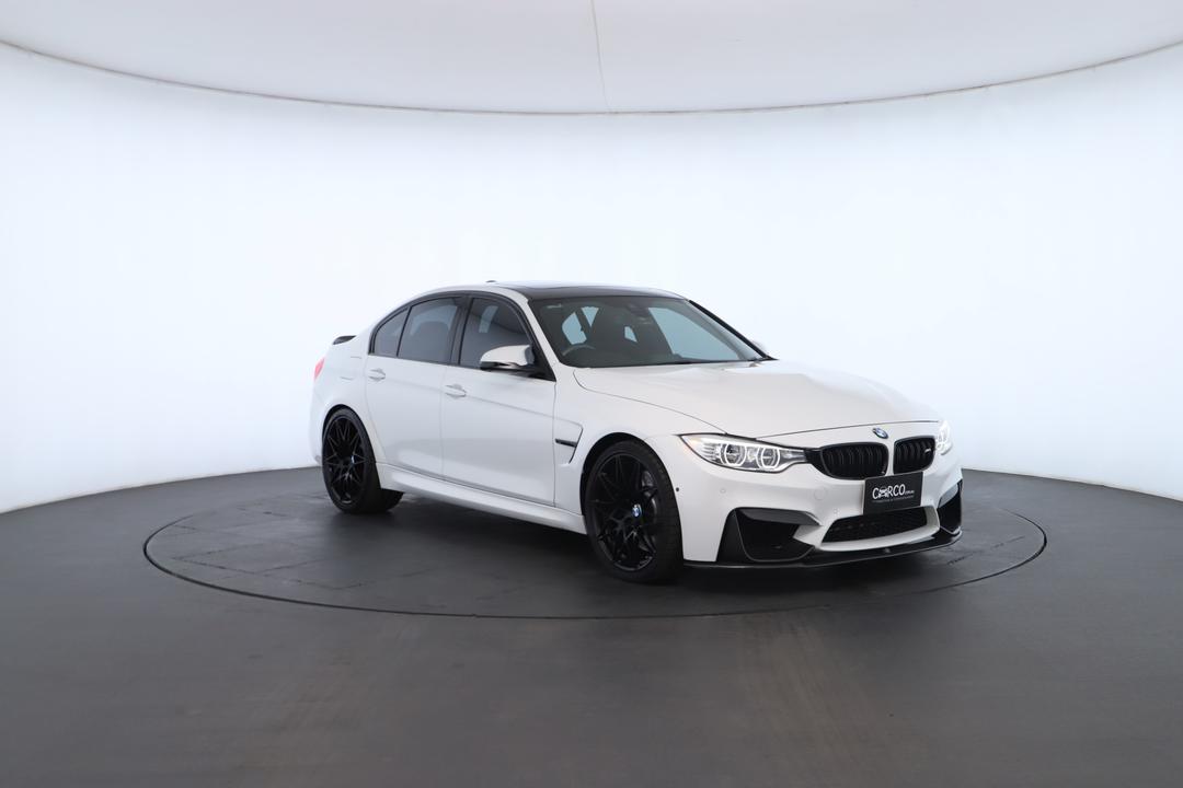 Exterior view frame 1