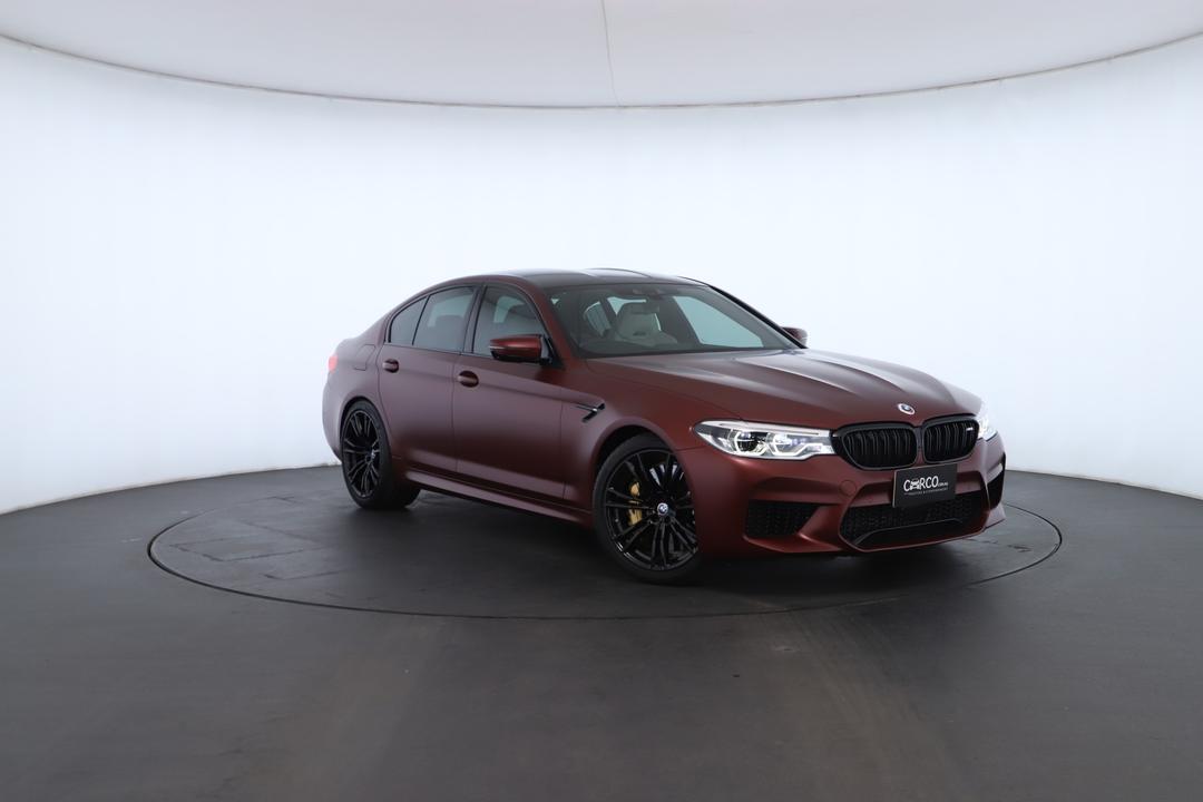 Exterior view frame 0