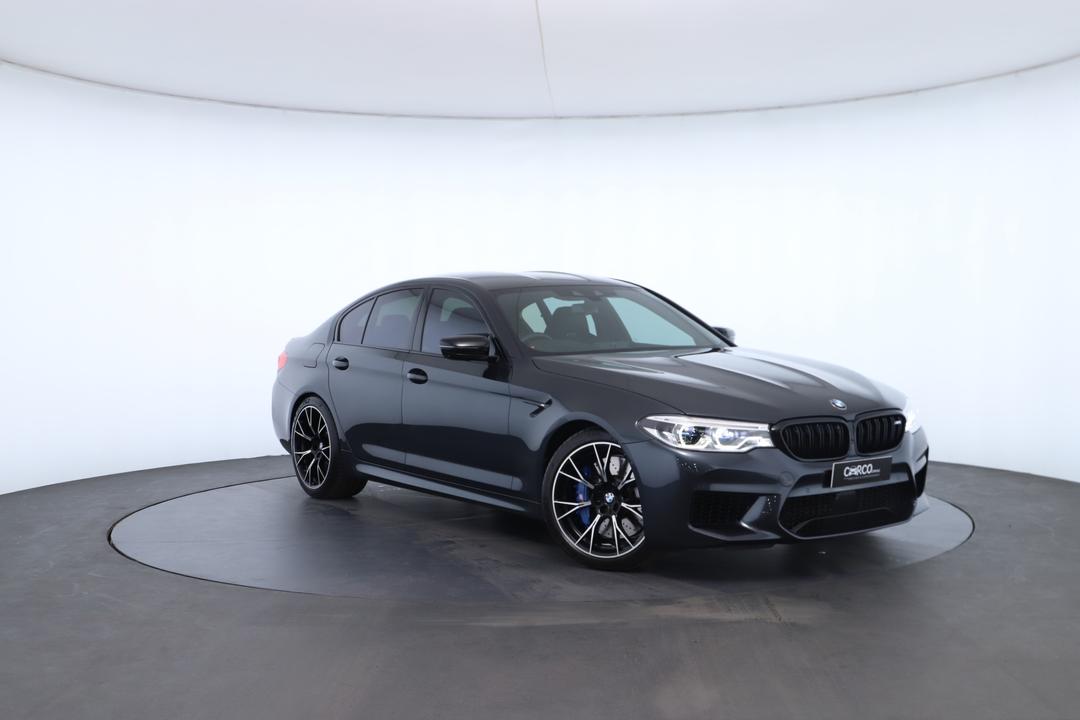 Exterior view frame 0