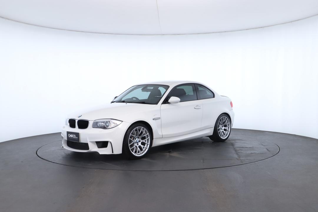 Exterior view frame 5