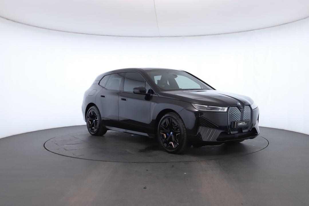 Exterior view frame 1