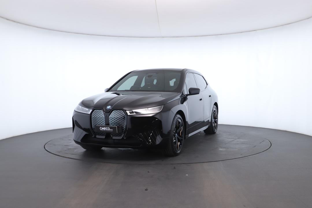 Exterior view frame 4