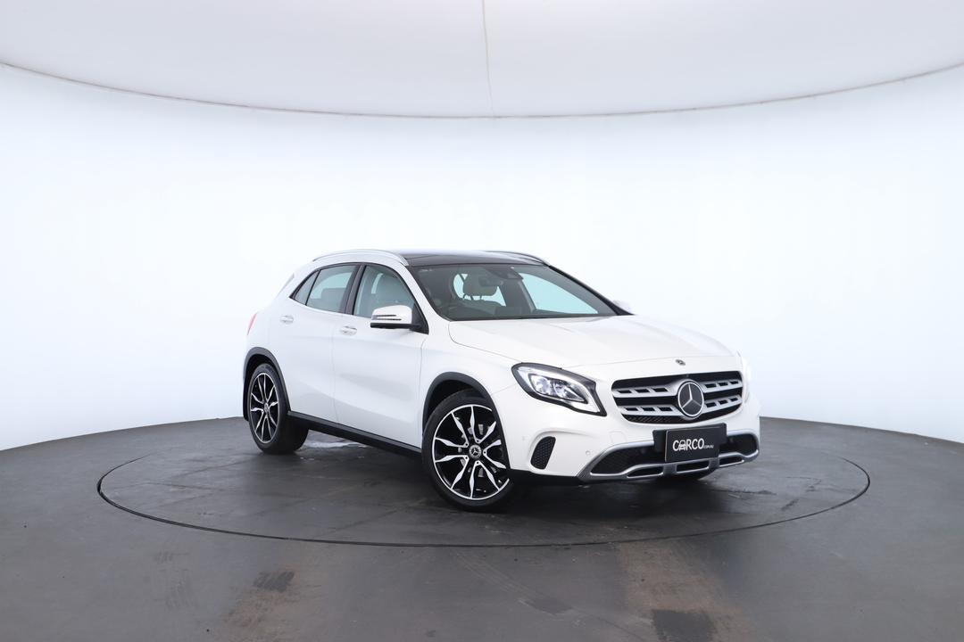 Exterior view frame 0