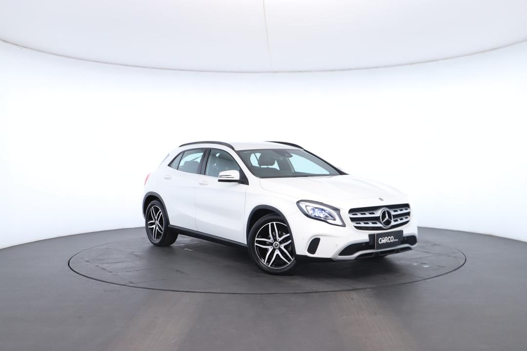 Exterior view frame 0