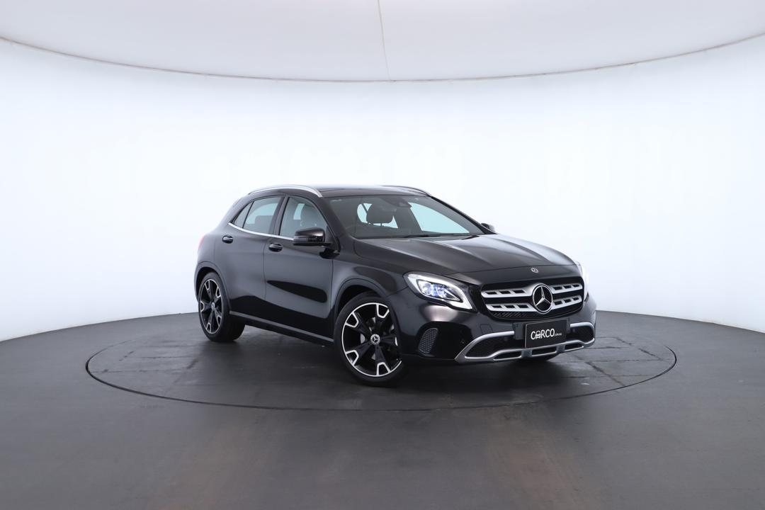 Exterior view frame 0