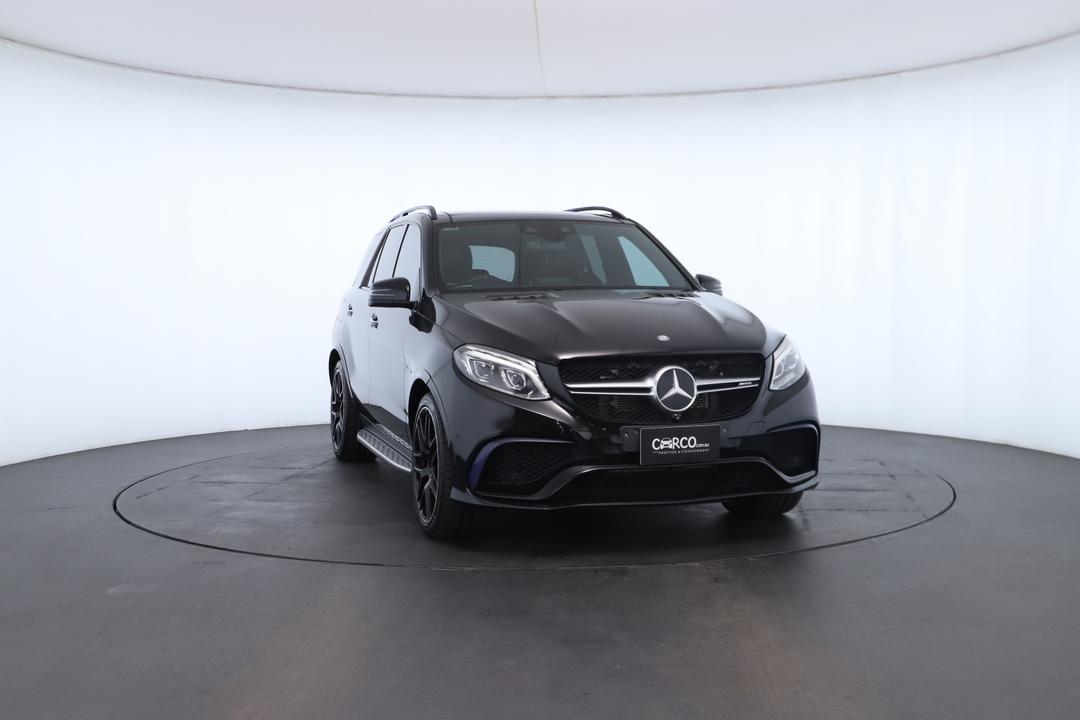 Exterior view frame 2