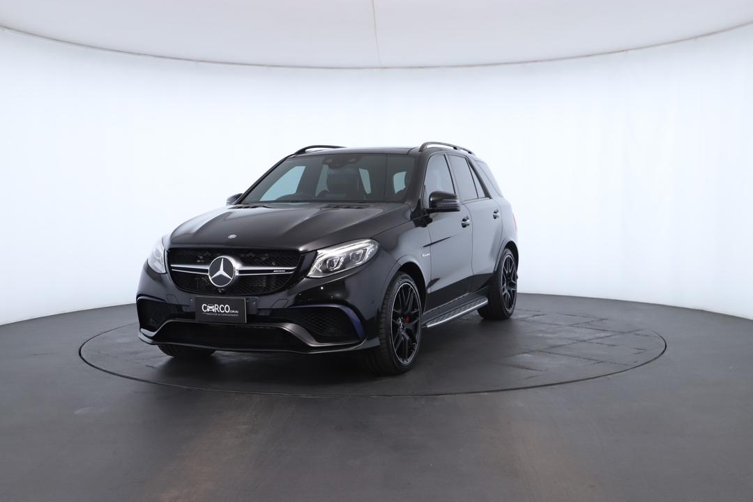 Exterior view frame 4