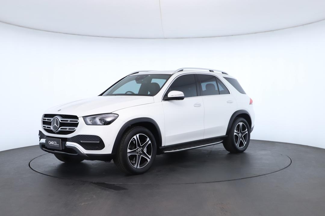 Exterior view frame 5