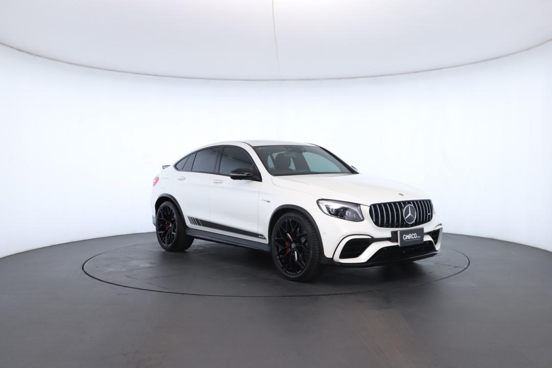 Exterior view frame 1