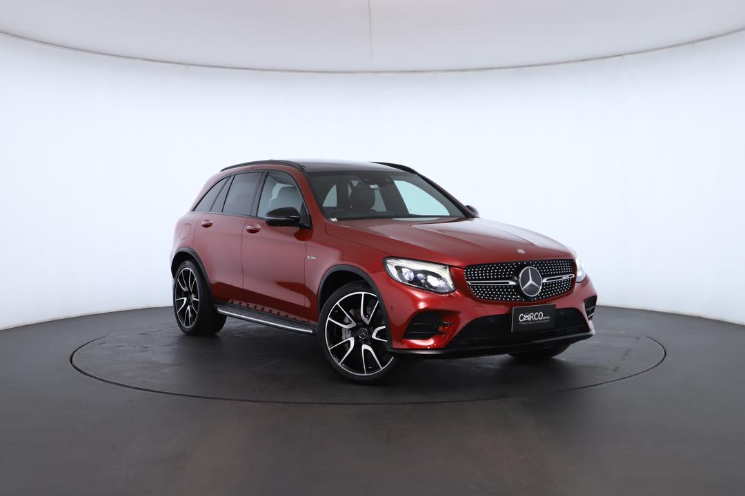 Exterior view frame 0