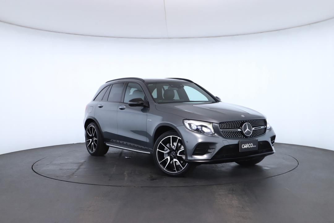 Exterior view frame 0