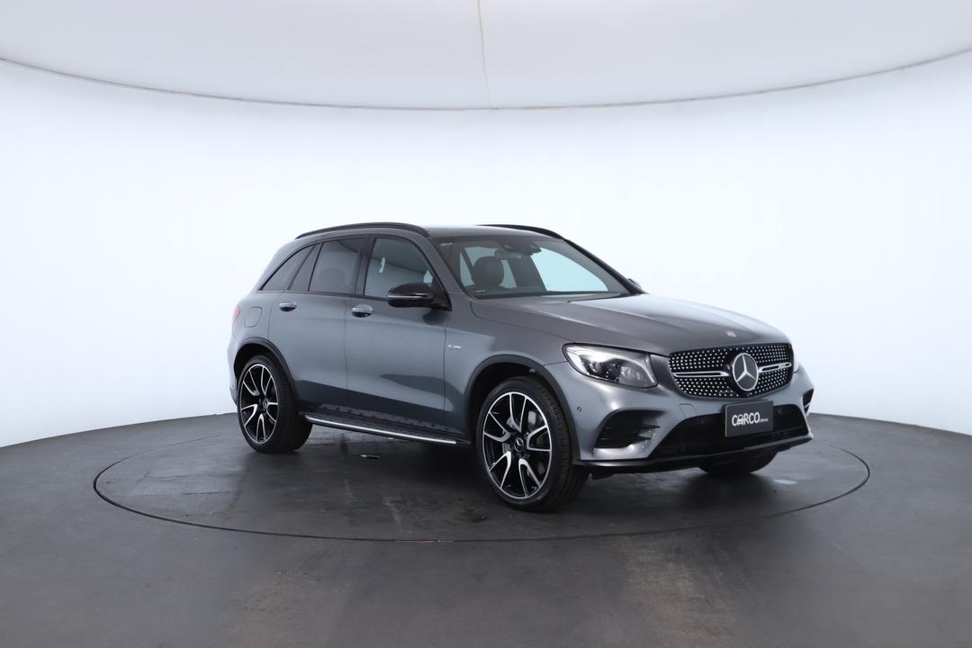 Exterior view frame 1