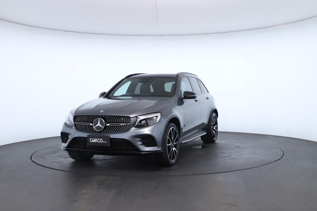 Exterior view frame 4