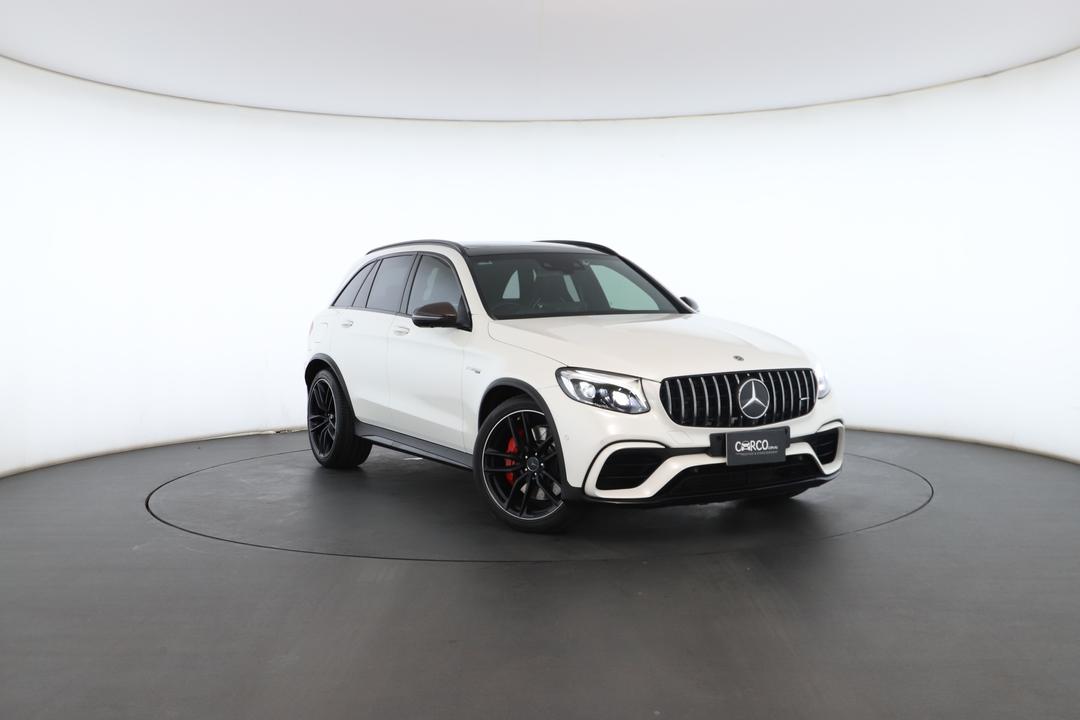 Exterior view frame 0