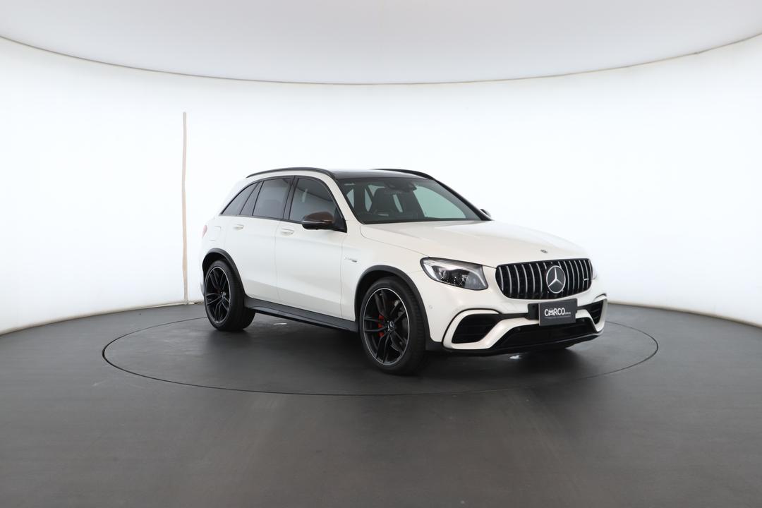 Exterior view frame 1