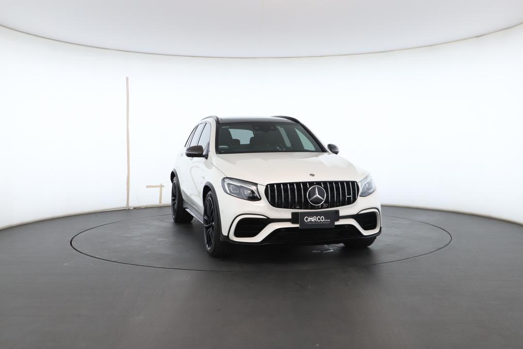 Exterior view frame 2