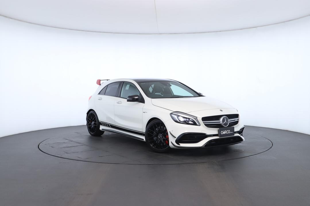 Exterior view frame 0