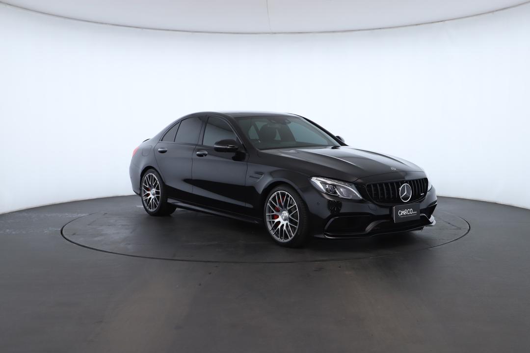 Exterior view frame 1