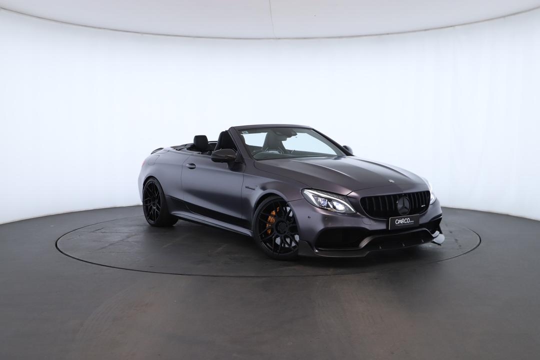 Exterior view frame 0