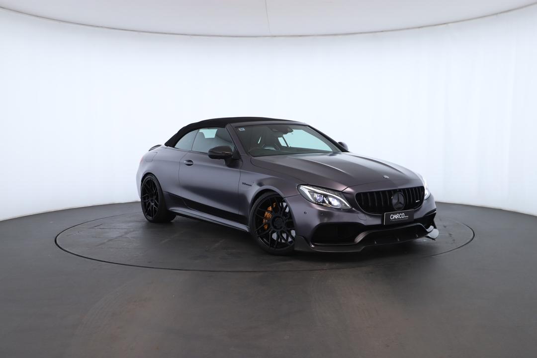 Exterior view frame 1