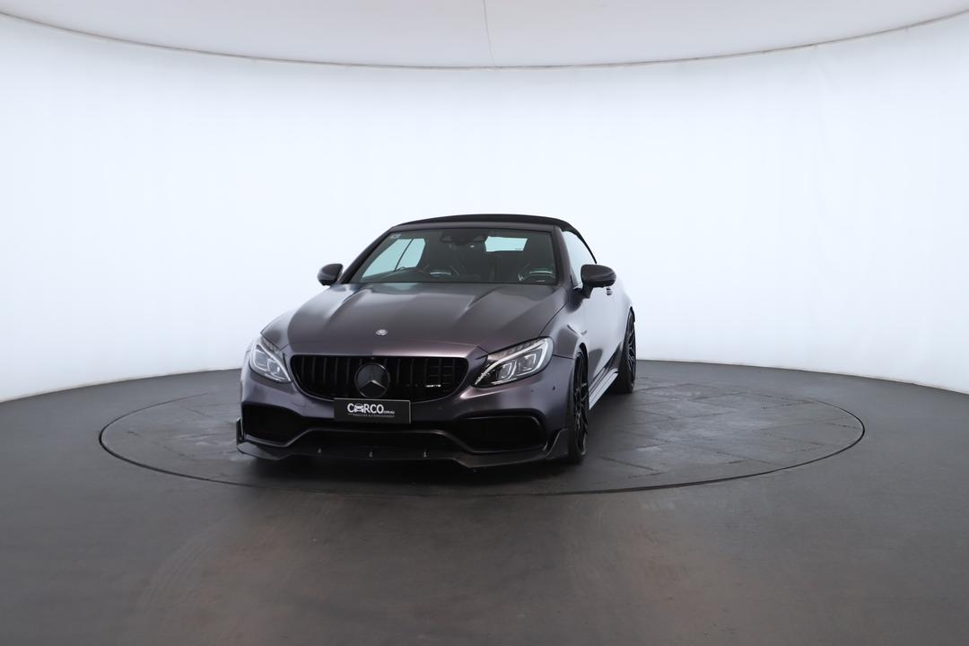 Exterior view frame 4