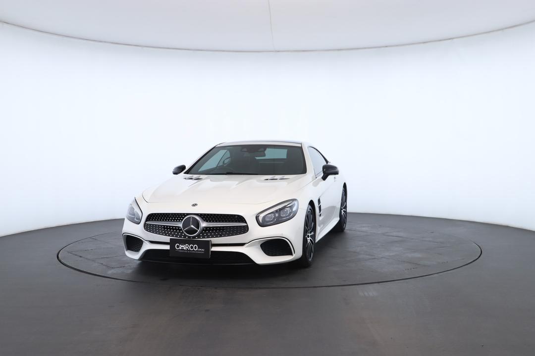 Exterior view frame 4