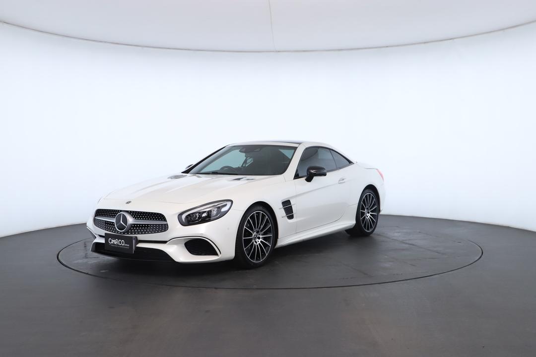 Exterior view frame 5