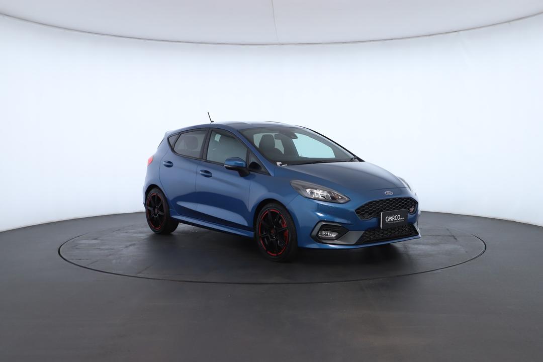 Exterior view frame 1