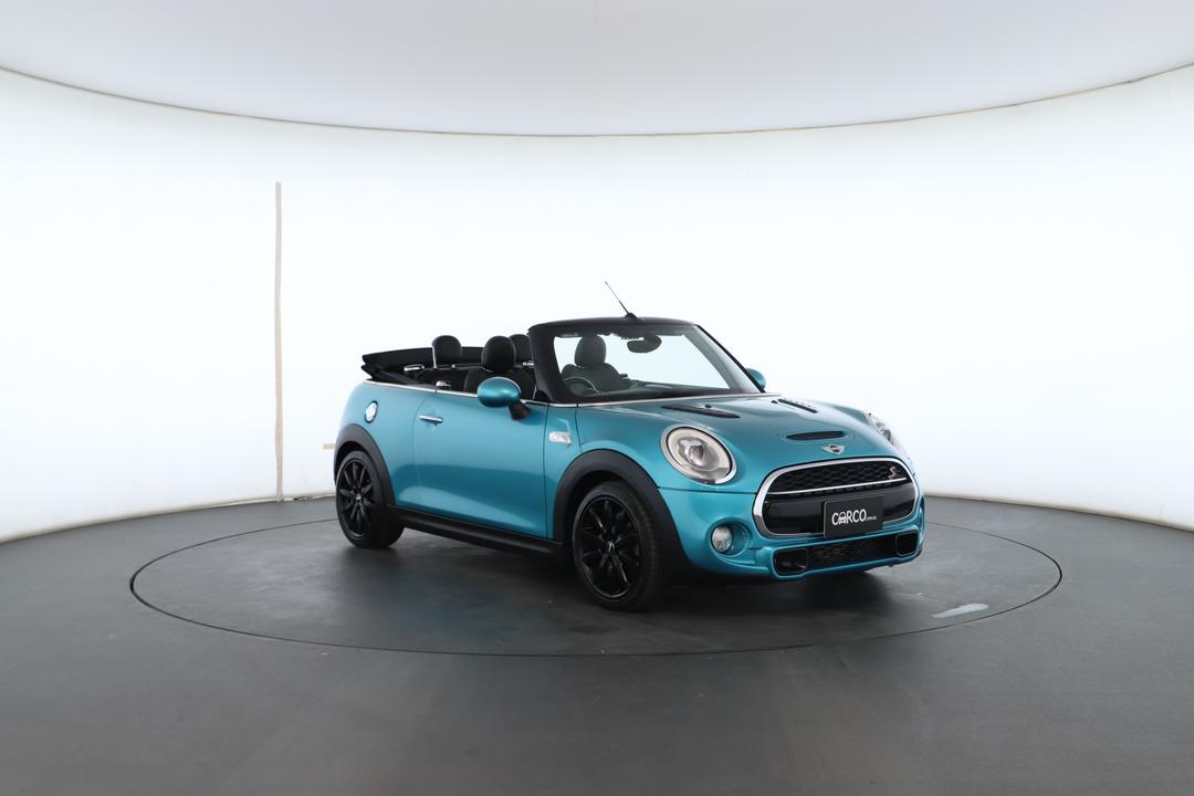 Exterior view frame 1