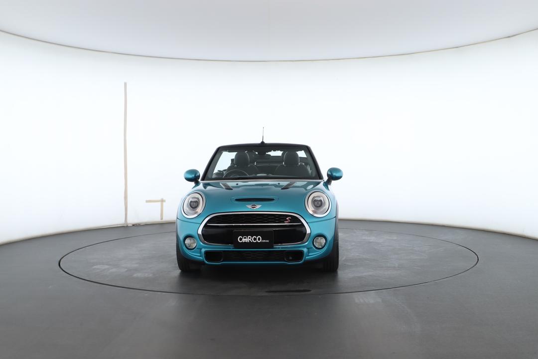 Exterior view frame 3