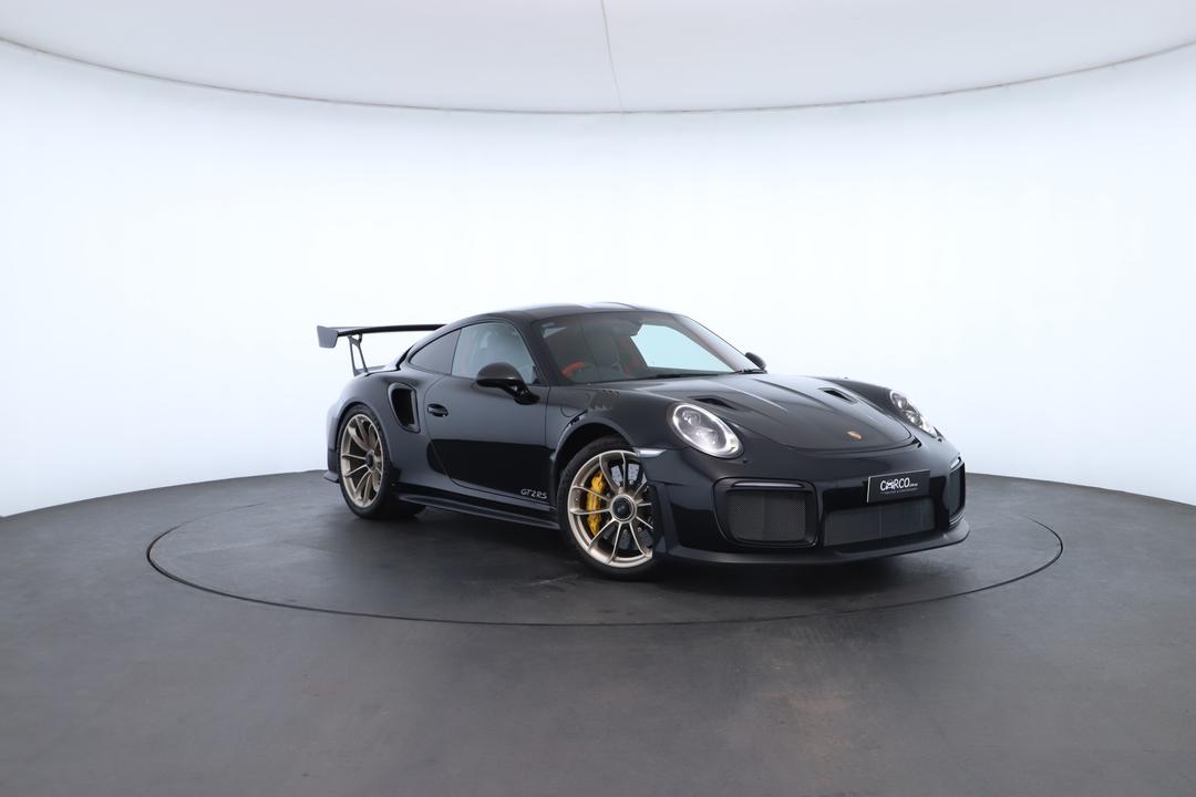 Exterior view frame 0