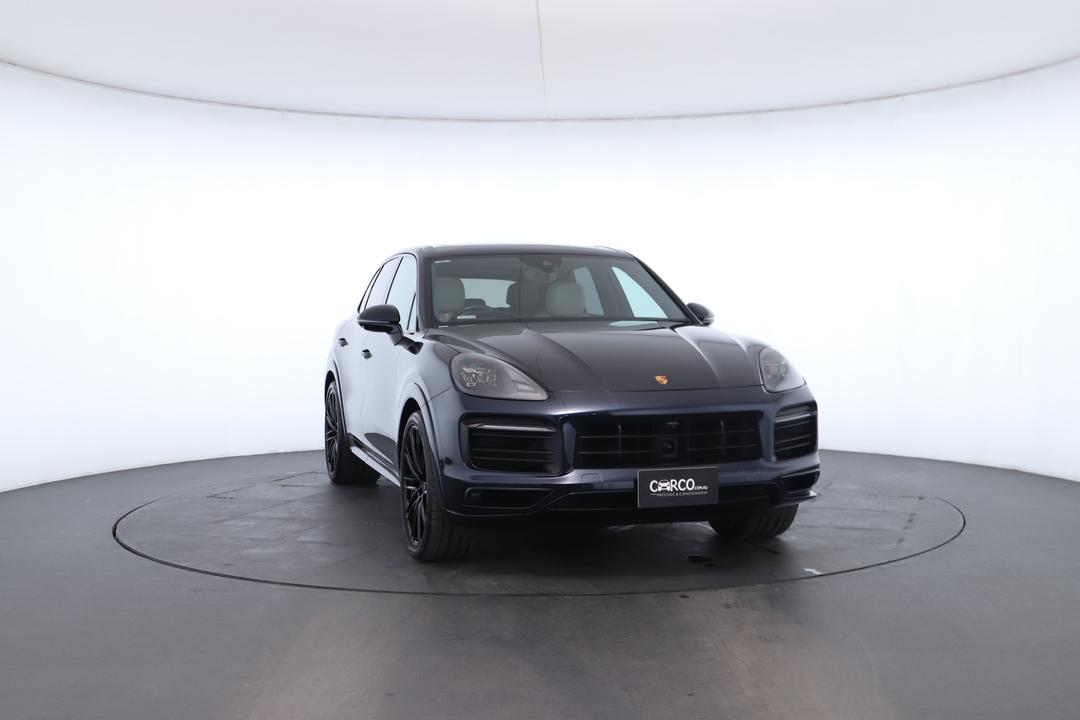 Exterior view frame 2