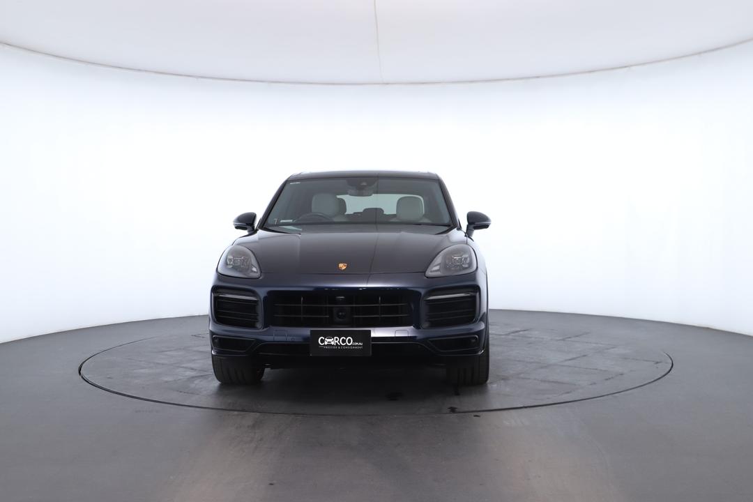 Exterior view frame 3