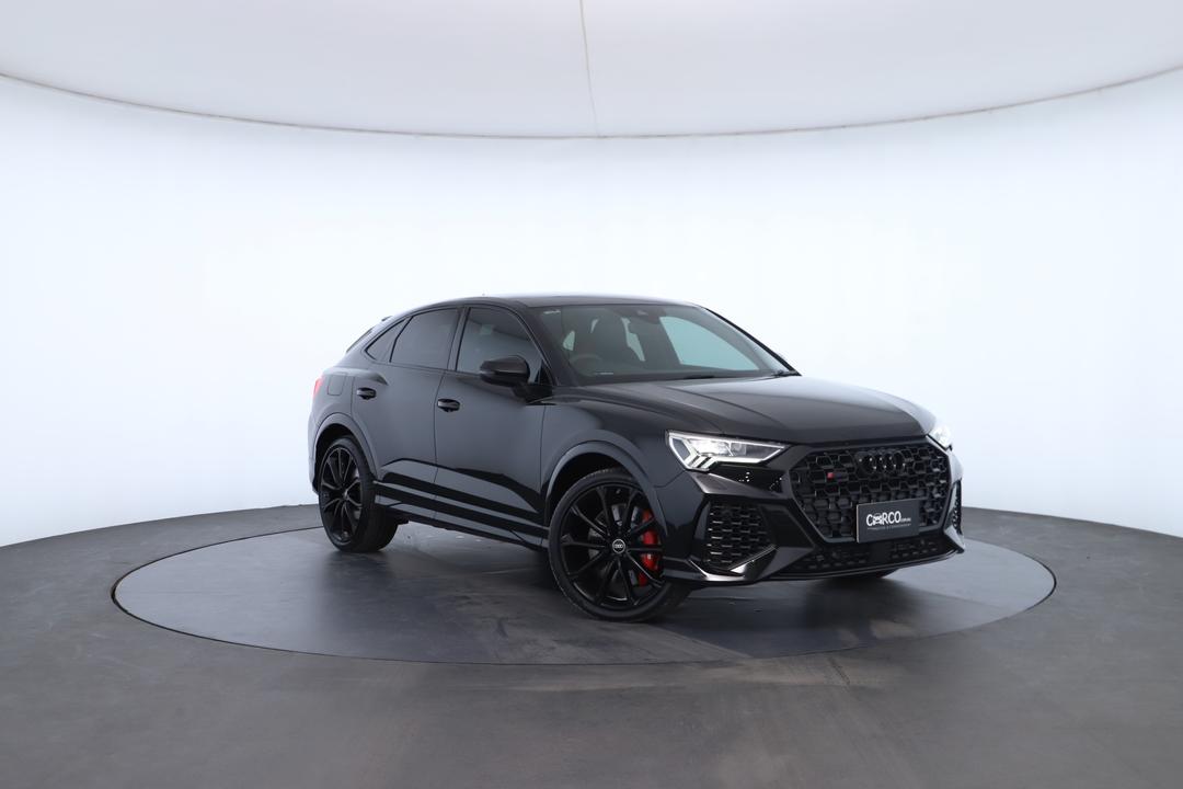 Exterior view frame 0