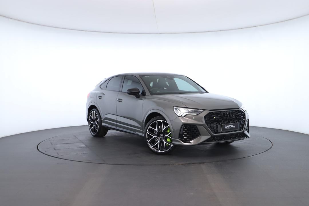 Exterior view frame 0