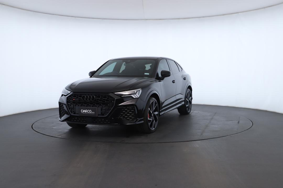 Exterior view frame 4