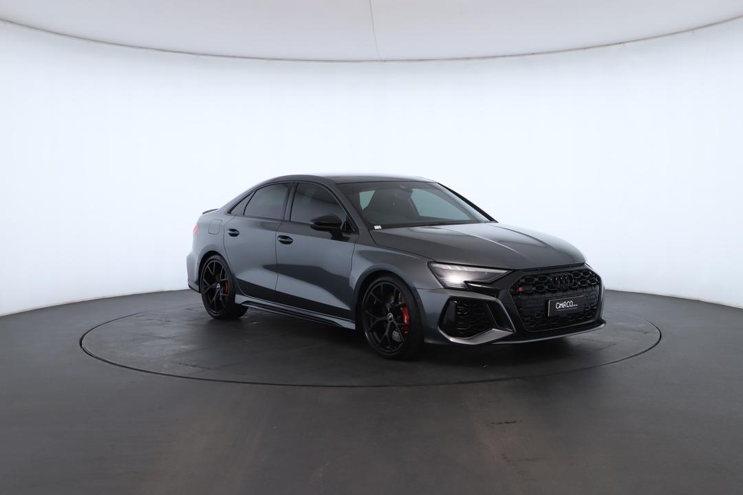 Exterior view frame 1