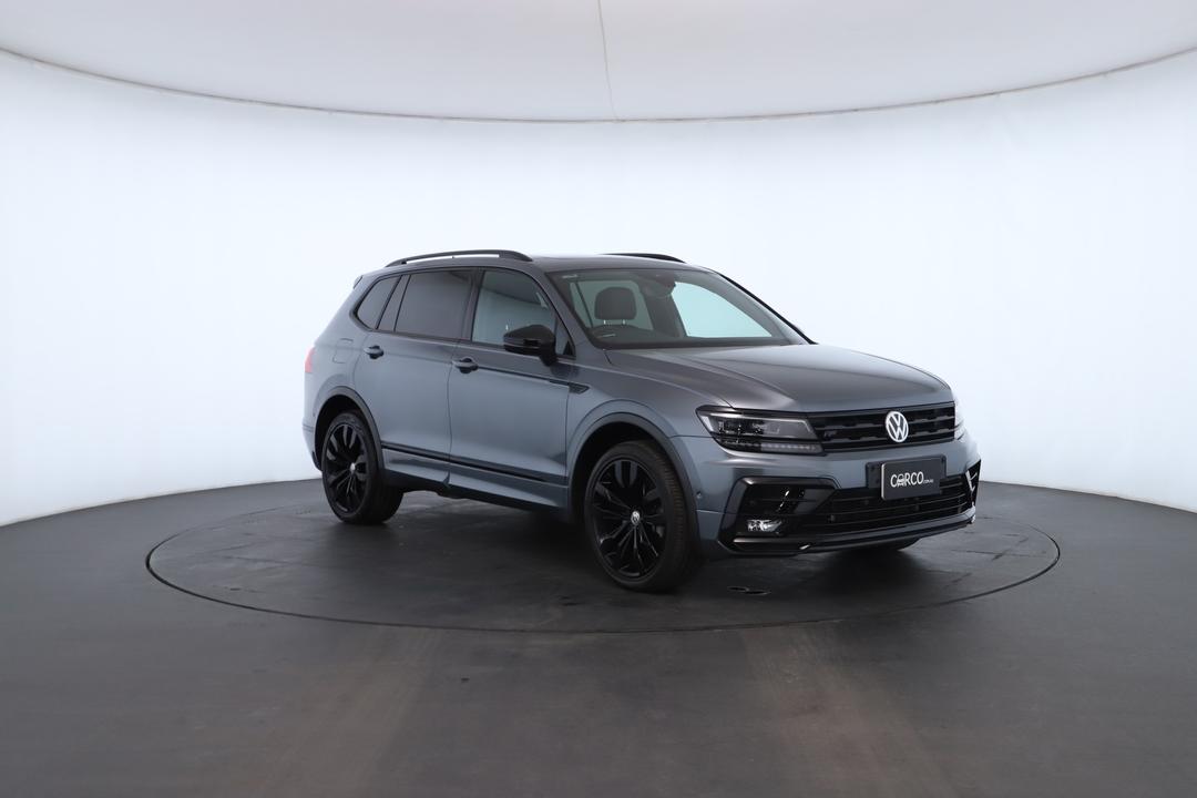 Exterior view frame 1