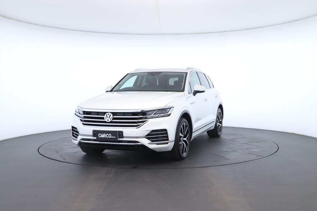 Exterior view frame 4