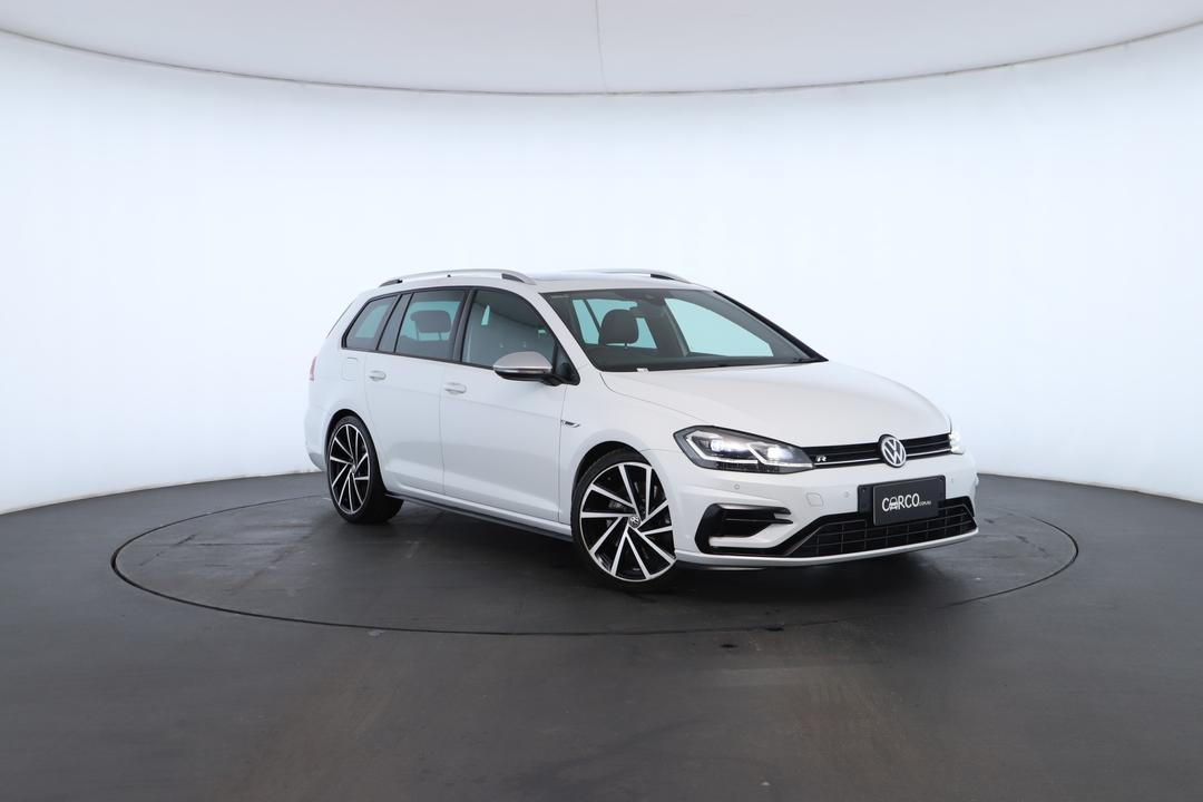 Exterior view frame 0