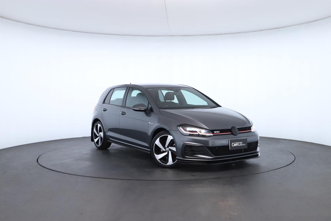 Exterior view frame 0