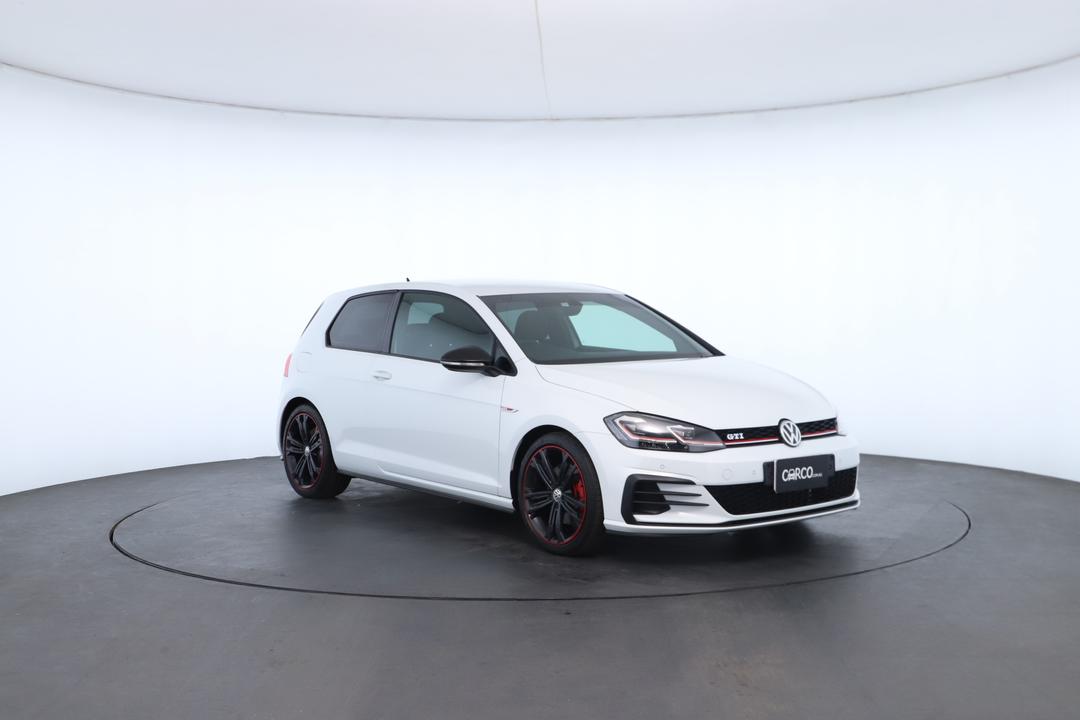 Exterior view frame 1